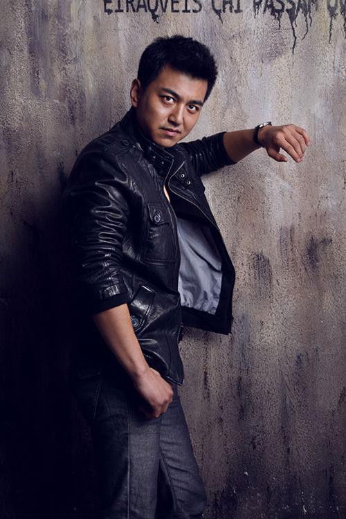 Gold Mask (2014) poster