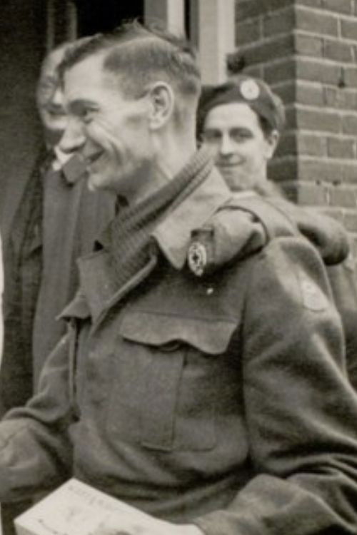 Paraat (1949) poster