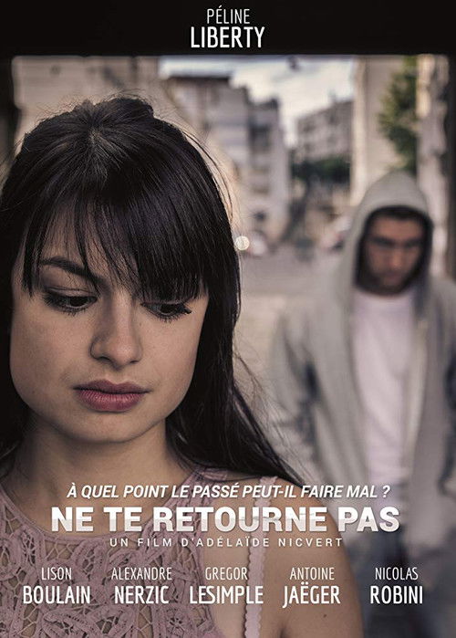 Ne te retourne pas (2016) poster