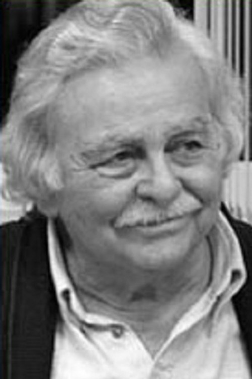 Искандер Хамраев