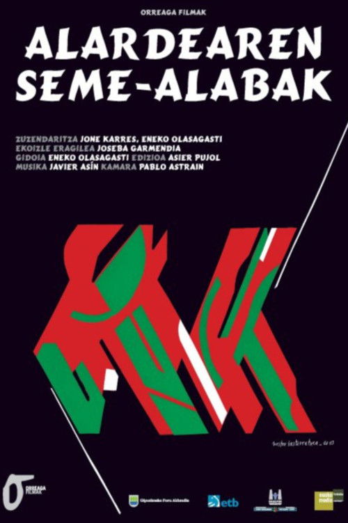 Alardearen seme-alabak (2013) poster