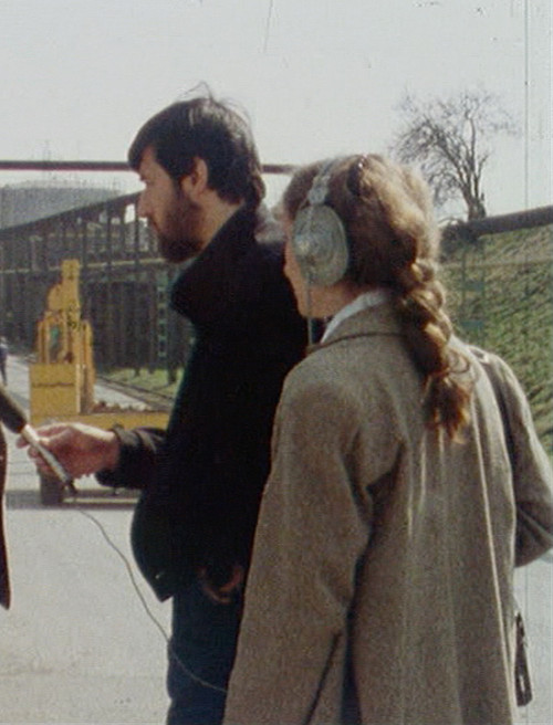 The Steel Hammer Out There On the Grass (1981) poster