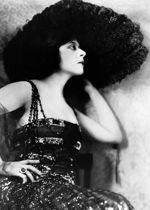 Stars of Yesterday (1931) poster