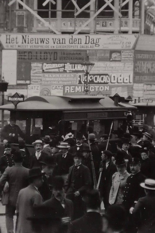 A Tram Crowd on Sunday in Dam Square (1899) poster