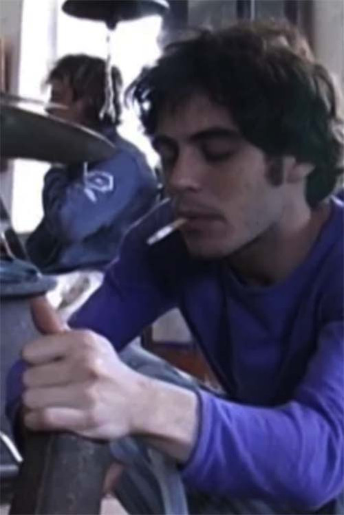 Cepilllo de dientes, esquina de gong (2004) poster