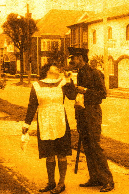 Vida de Perros (1985) poster