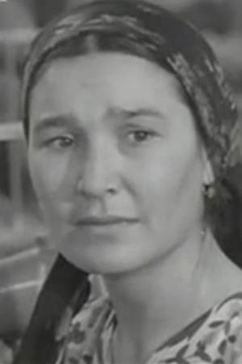 Oktam Lukmonova