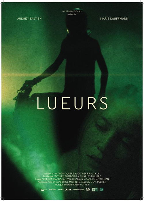 Lueurs (2015) poster