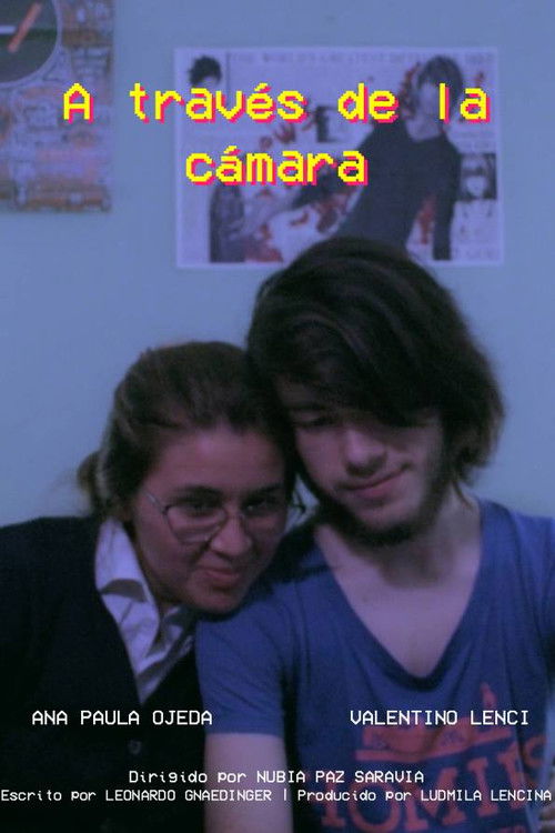 A través de la cámara (2022) poster