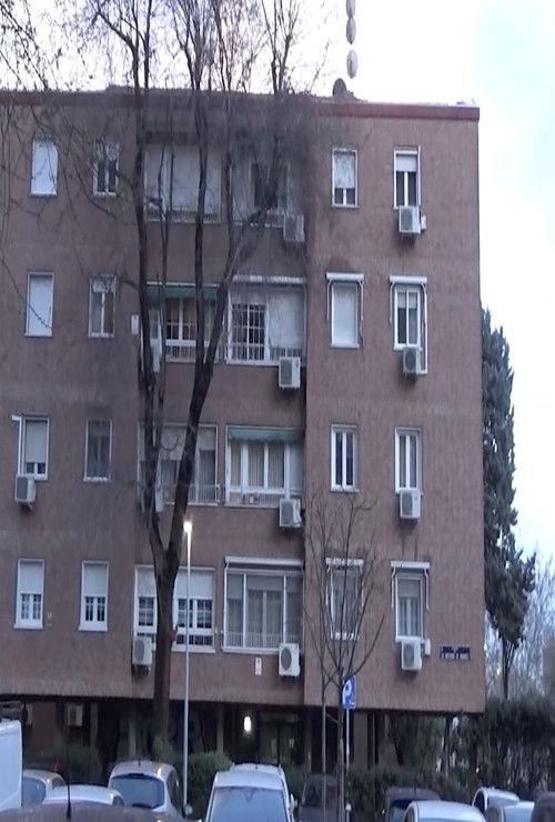 dibuja una casa poster