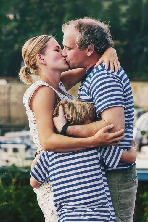 Trosečník (2016) poster