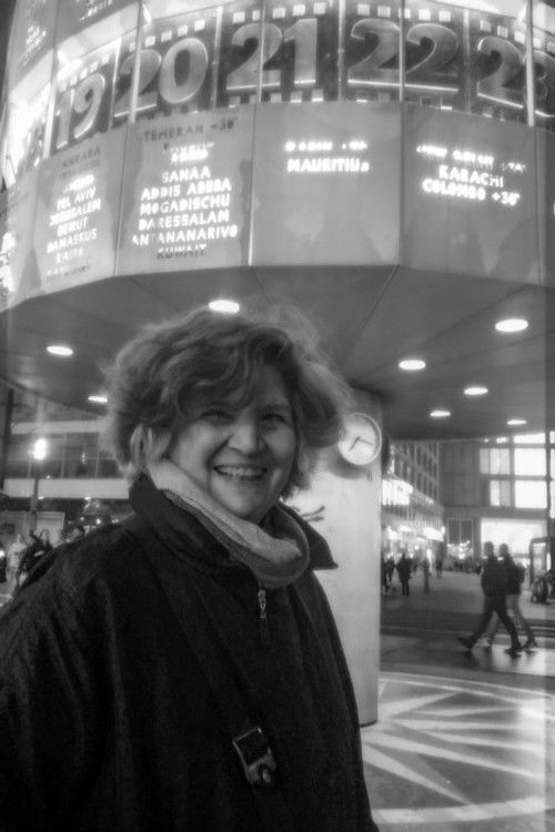 Βουβούλα Σκούρα