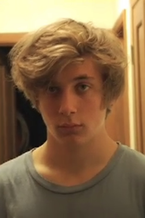 The Fourth (2008) poster