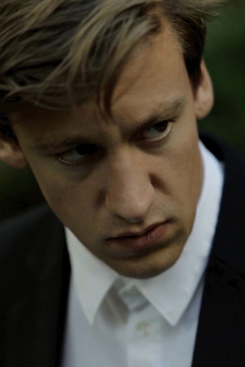 Gravøl (2014) poster