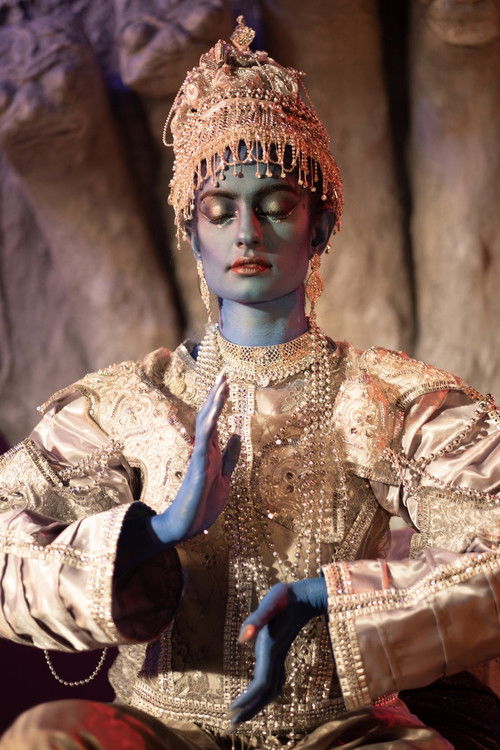 Thieves (2023) poster