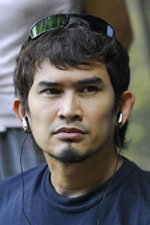 พชร์ อานนท์