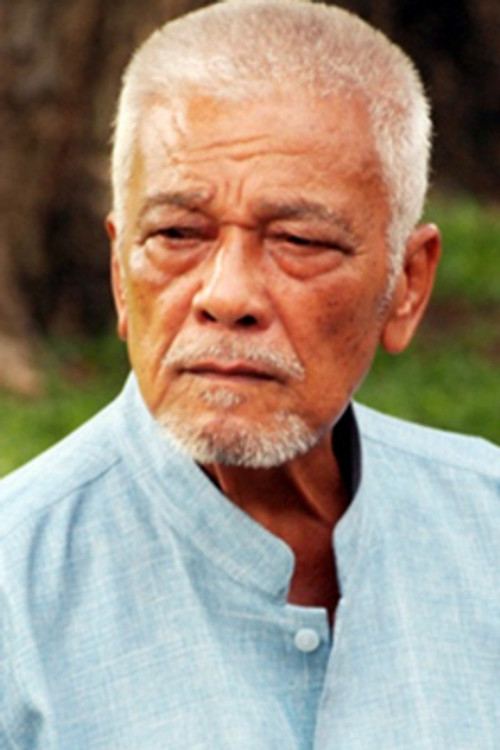 ชุมพร เทพพิทักษ์