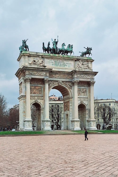 ITALIA (2025) poster