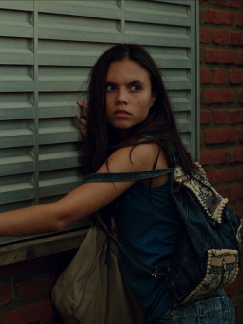 El tiempo entre nosotros (2025) poster