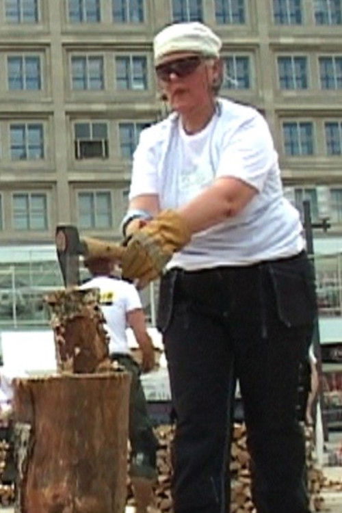 Kvinnor som hugger ved i Berlin och i Malmö (2011) poster