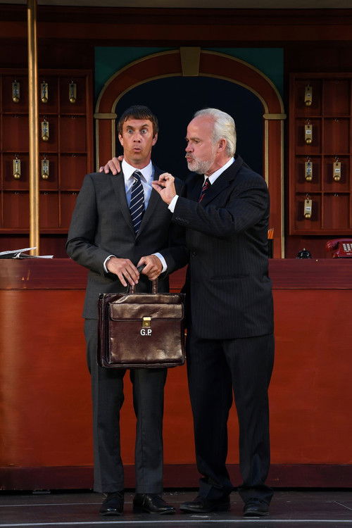 Hotelliggaren (2017) poster