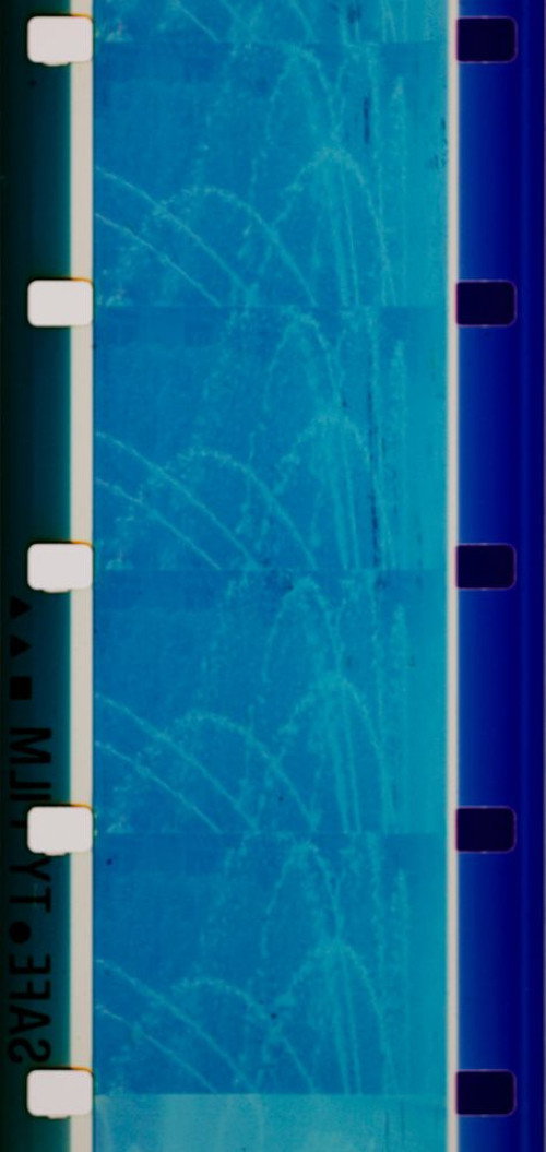 Divers-epars (1987) poster