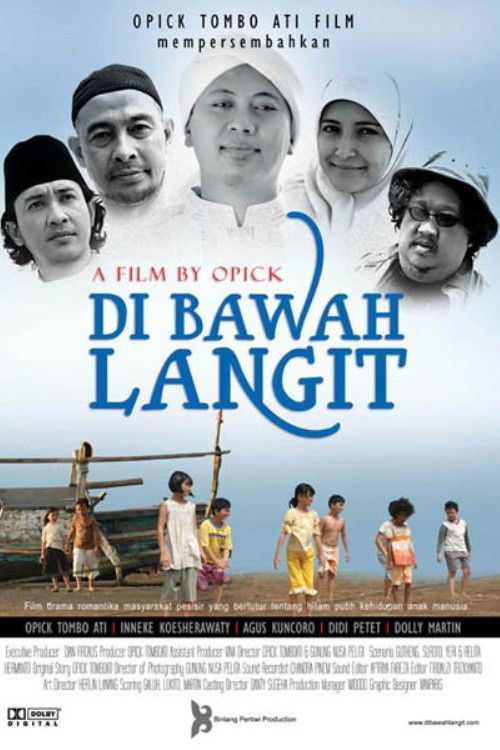 Di Bawah Langit (2010) poster