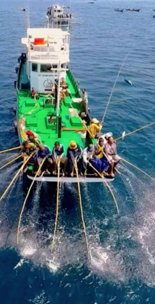 Huhate (2017) poster