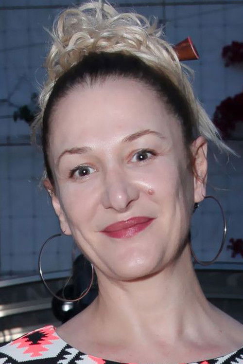 Μυρτώ Κοντοβά