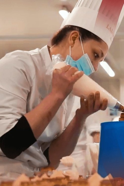 Paul et Ladurée : L'histoire secrète des boulangers milliardaires (2021) poster