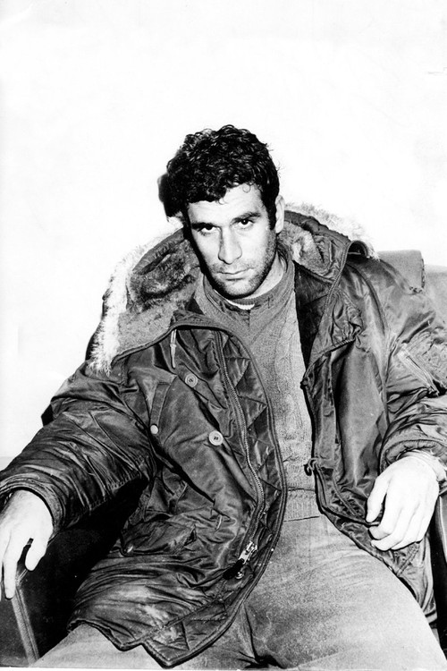 Delikanlım İyi Bak Yıldızlara (2012) poster