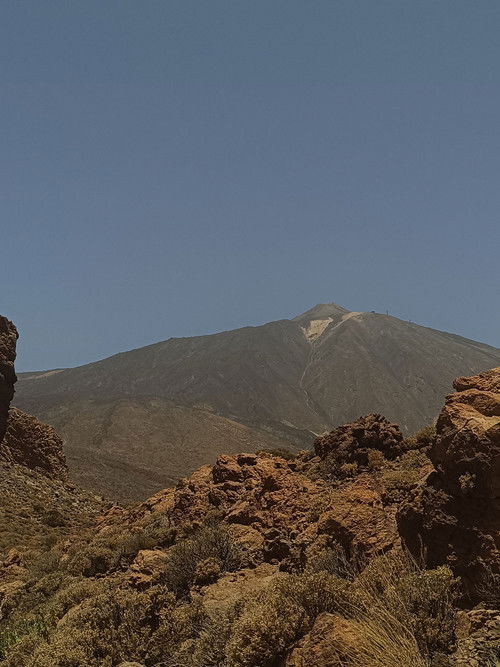 Ya casi se ve el mar (2025) poster