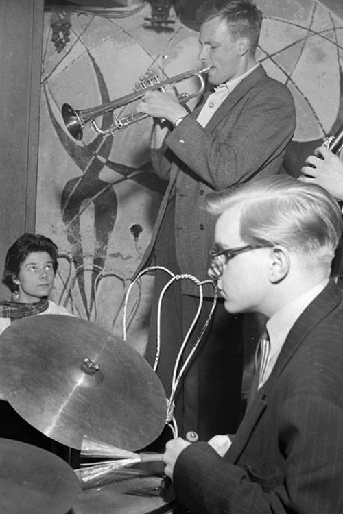 Gazell Club (1952) poster