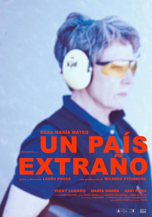 Un país extraño (2018) poster