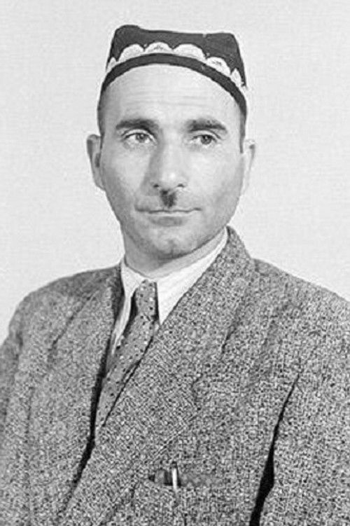 Манас Левиев