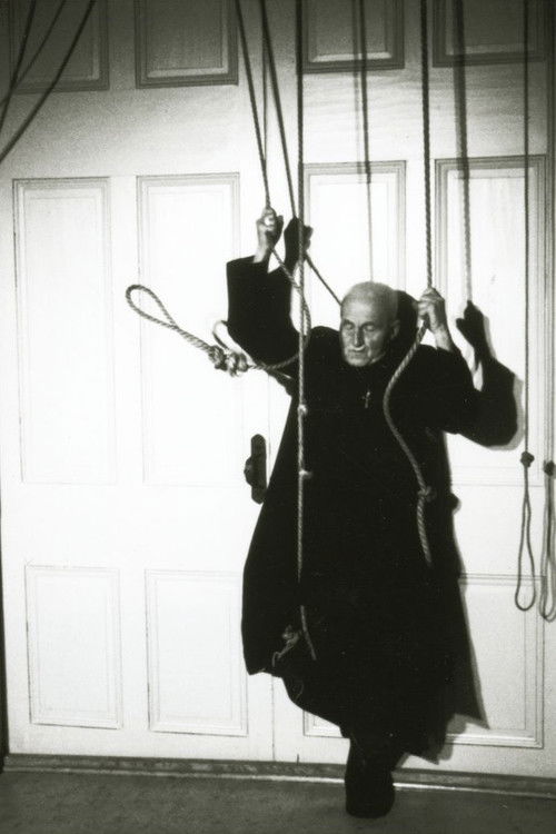 La journée d'un curé de campagne (1983) poster