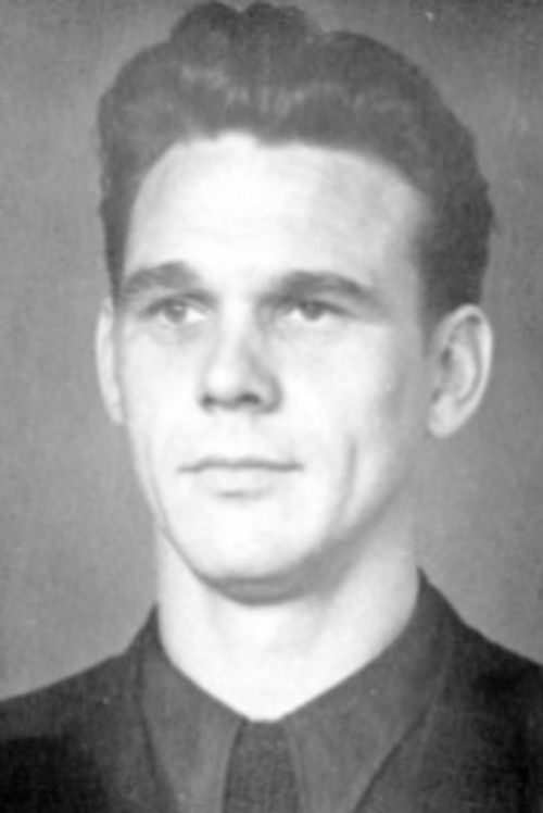 Анатолий Сазонов