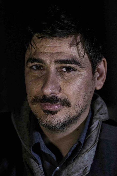 Βασίλης Μαυρογεωργίου