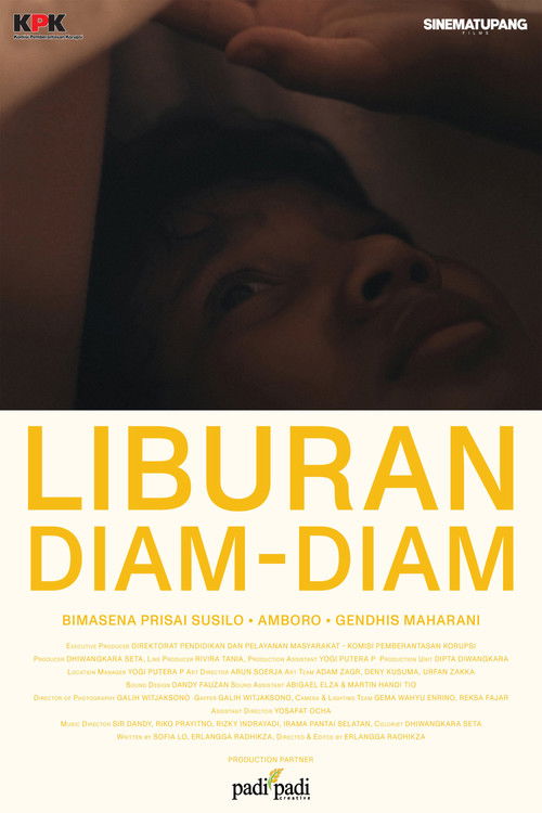 Liburan Diam-Diam (2020) poster