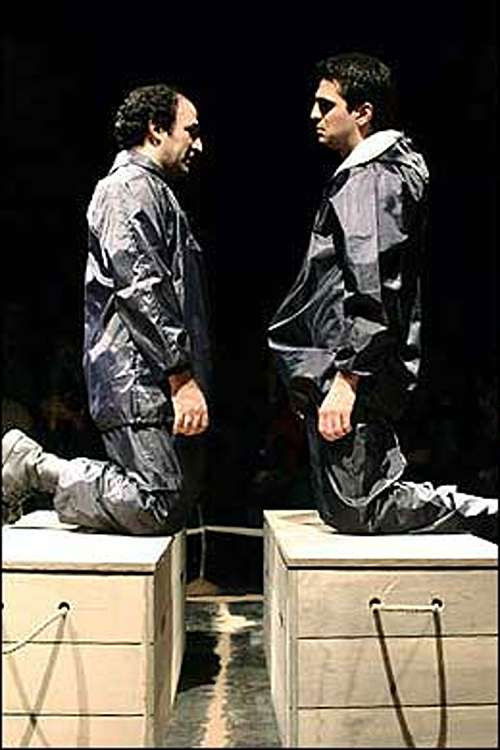 Two meters in two meters of war (2006) poster