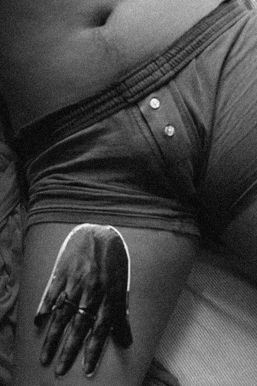 There Is a Spider Living Between Us (2009) poster