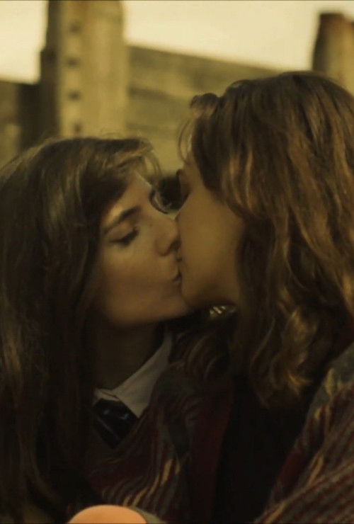 The Waves (2020) poster