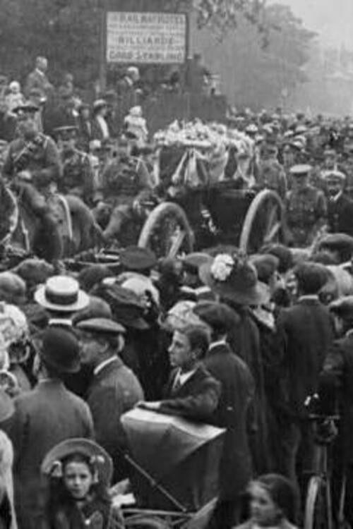 Hitchin. Honouring the Brave (1912) poster