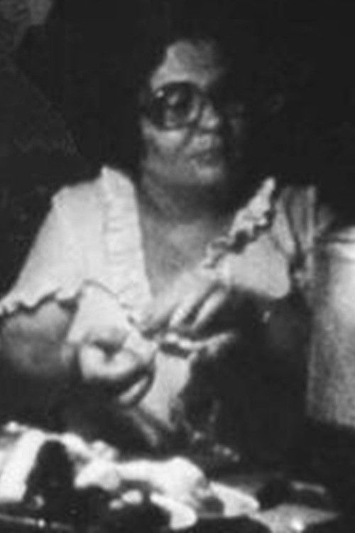 Sopa de pollo de mamá (1981) poster