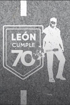 León cumple (2021) poster