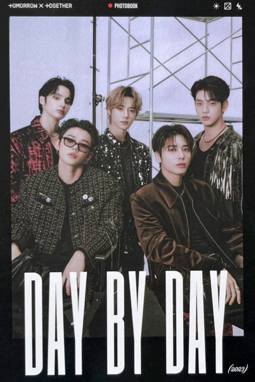 TOMORROW X TOGETHER 'DAY BY DAY' 2023 SEASON'S GREETINGS (2022) poster