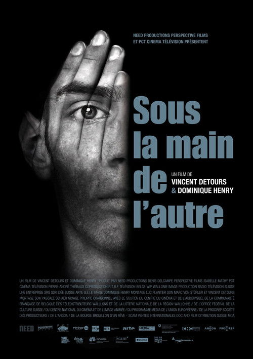 Sous la main de l'autre (2011) poster