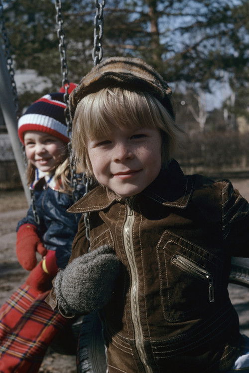 Aikapoika ja mono (1976) poster