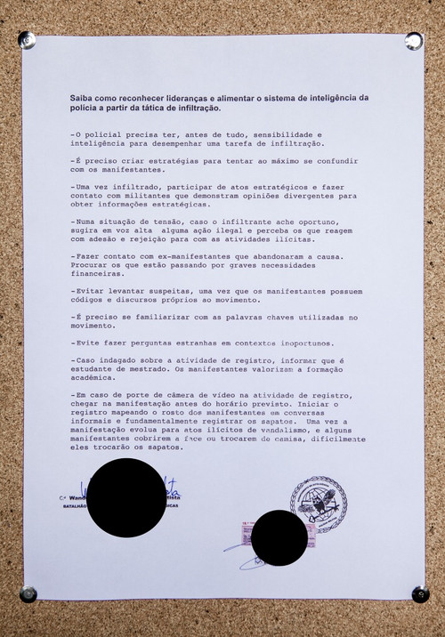 Não é Sobre Sapatos (2014) poster