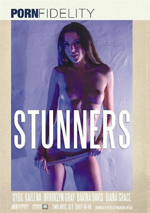 Stunners (2021) poster